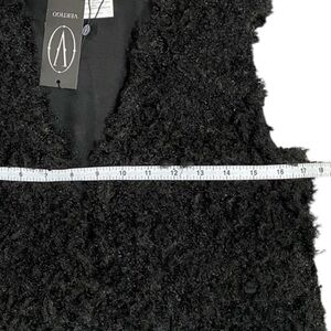 VERTIGO - FUZZY FURRY - DARK BLACK VEST - FULLY LINED - NEW WITH TAGS 🏷 - B20